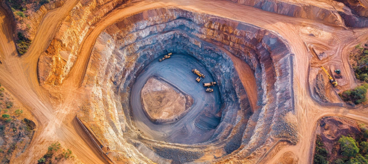 IRON ORE Image